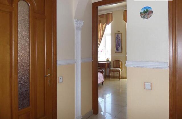 Beautiful Apartment In The Center Of Vinnitsa Eksteriør bilde