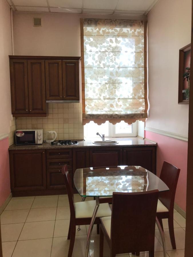 Beautiful Apartment In The Center Of Vinnitsa Eksteriør bilde