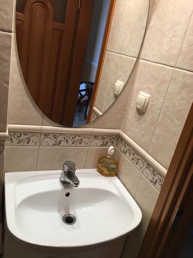 Beautiful Apartment In The Center Of Vinnitsa Eksteriør bilde