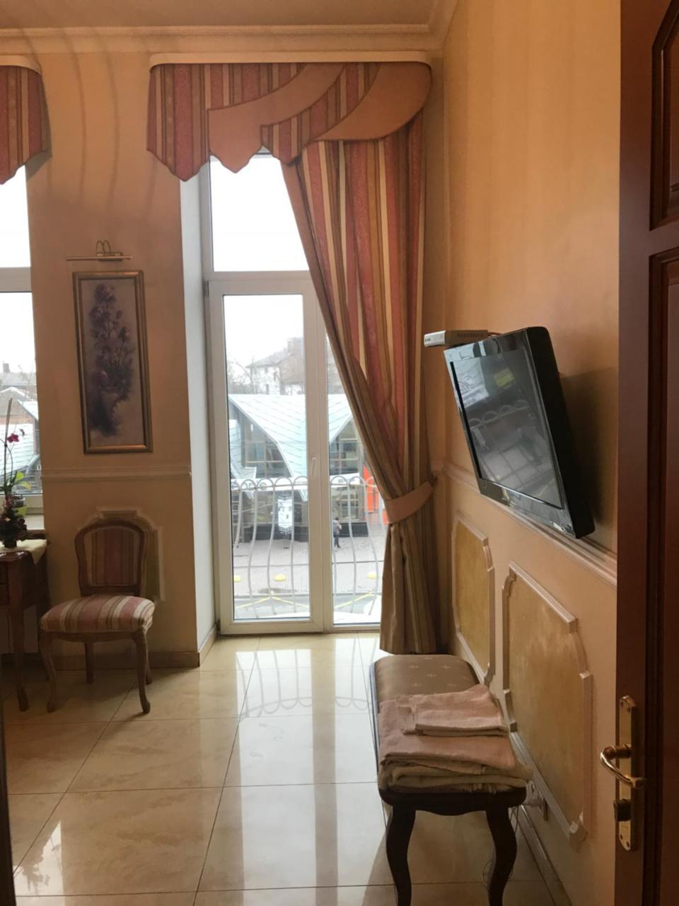 Beautiful Apartment In The Center Of Vinnitsa Eksteriør bilde